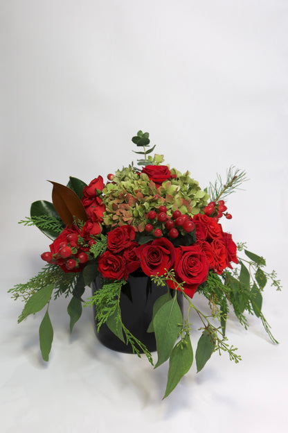 STEMS Holiday Signature Arrangement